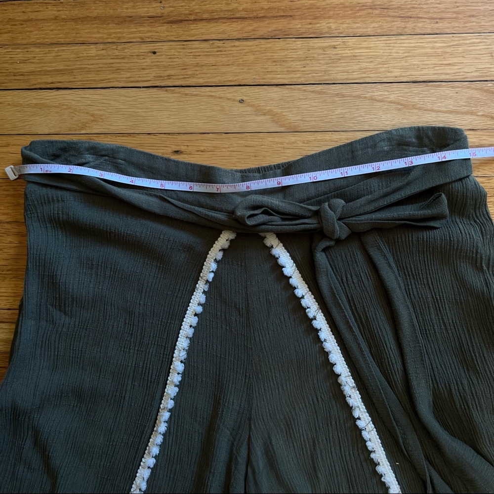 Hayden LA Sage Green Wide Leg Culottes, Cropped Pant, Boho - Picture 10 of 15